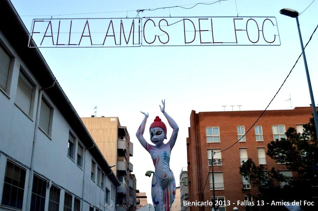 13- Falla Amics del foc 002.JPG